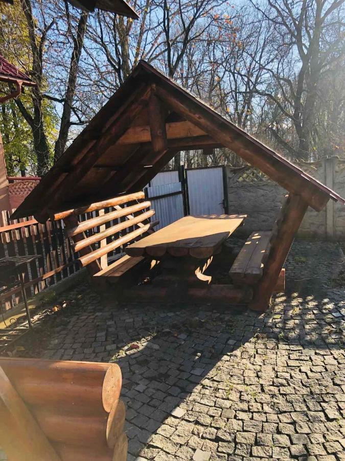 Катерина Hotell Chynadiyovo Eksteriør bilde